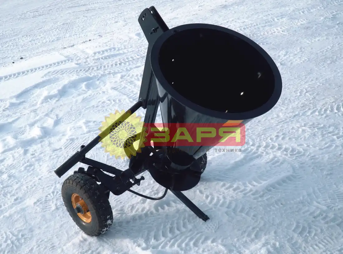Ручной пескоразбрасыватель Заря