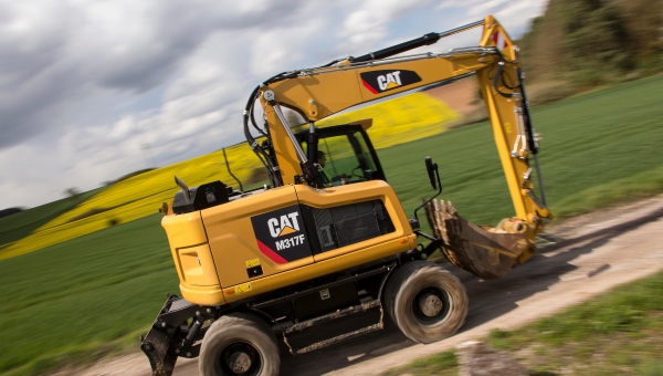 Экскаваторы с малым радиусом вращения Caterpillar